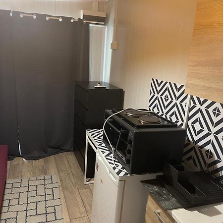 Cozy Studio In Town Center Limasol Dış mekan fotoğraf